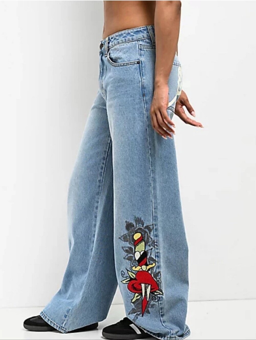 Ed.Hardy Light Blue Wide-Leg Jeans with Embroidered Heart & Dagger Sz.32